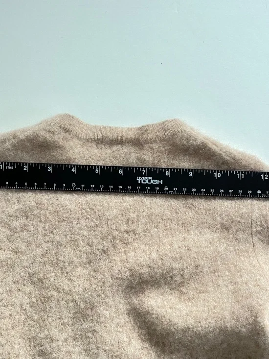 Quince Mongolian Cashmere Crewneck Sweater Sz S Oatmeal Cozy Luxury Shrunken Fit - Picture 8 of 11